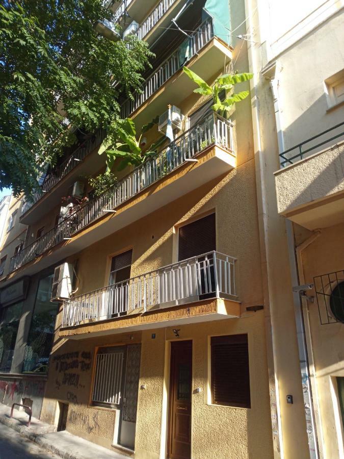 New With A Separate Entrance Near The Subway. *